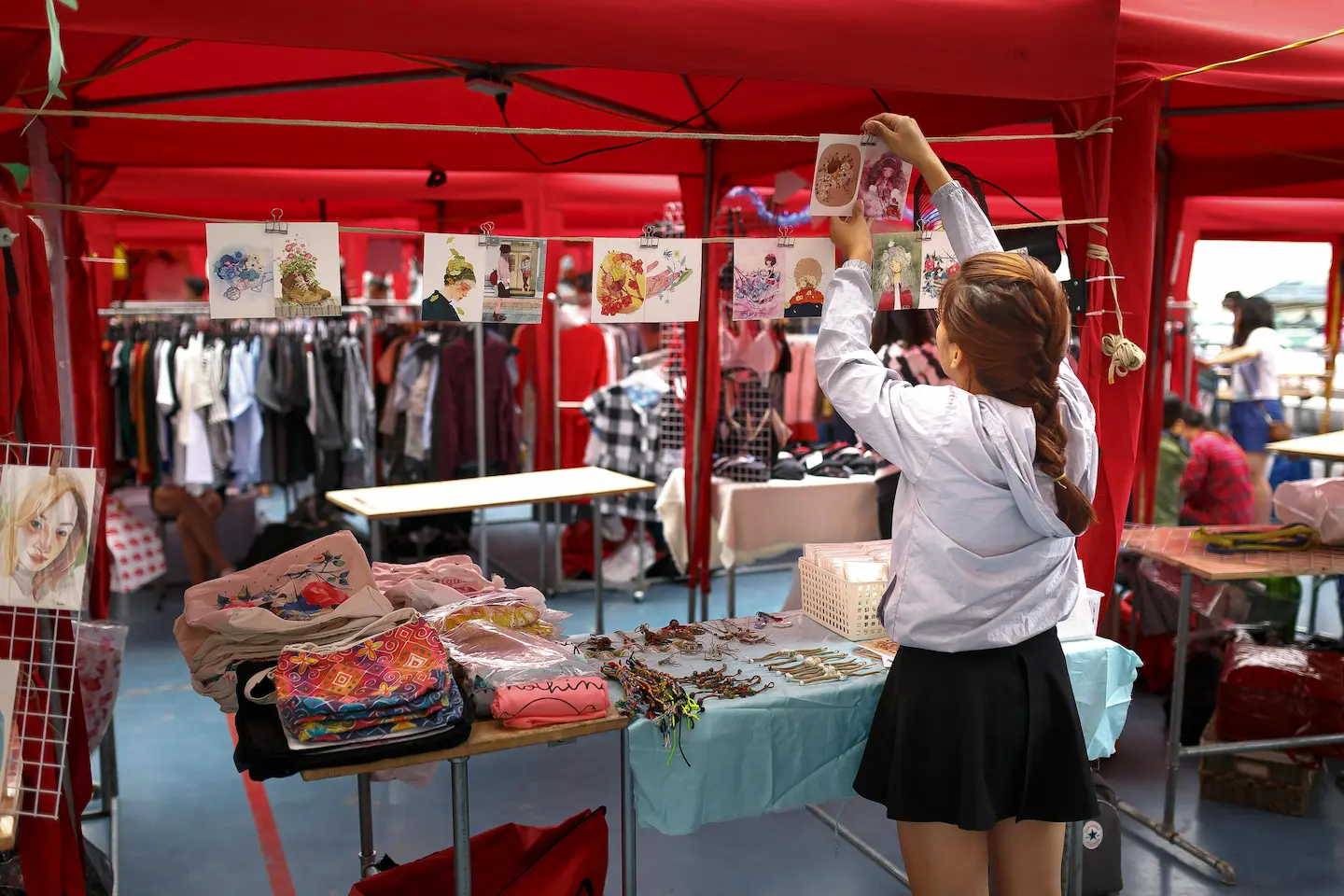 custom eco-friendly apparel manufacturer low MOQ